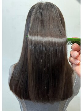 イントゥヘア(into hair) 20代/30代40代50代前髪カット/艶髪ストレート/ロング　 武蔵小杉