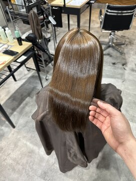 サクラ 岐阜(SAKURA) 明るい髪でも艶と纏まり出せます！