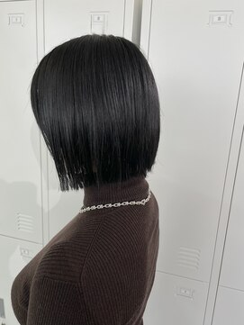 ラベスト バイ セロ 池袋メトロポリタン前(LOVEST by CERO) 切りっぱなしボブ！ 池袋/ボブ/外ハネボブ/黒髪/韓国/韓国ヘア