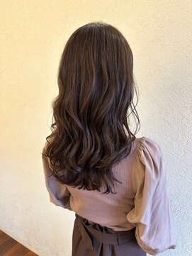 エルサフィロ キタハマ(el zafiro kitahama) 20×30×40代×透明感×艶感×髪質改善×ナチュラル×グレージュ