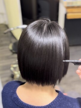 カミケン 方木田店(kamiken.) 髪質改善/縮毛矯正/美髪ストレート 【カミケン方木田店】