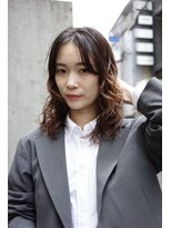 スノッブエンバンプ(snob enVAmp) ミディアムレイヤーパーマ