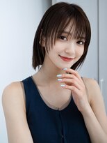 エインアンリー 表参道(AIN.ANLY.) ぱっつん前髪薄めバング鎖骨ミディアムボブ耳かけボブパーマ小顔