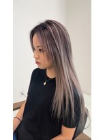 シエラ 南船場(CIERA.)&nbsp;ホワイトグレージュチェリーブラウンフェイスフレーミングカラー