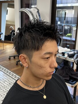 ザデイトウキョウ 表参道 青山(THE DAY TOKYO) 刈り上げショート/メンズカット/大人メンズ/アップバング