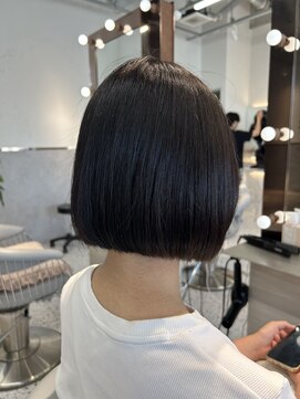 ロール 博多(Role) ボブ/透明感カラー/暗めカラー/韓国ボブ/髪質改善 /顔周りカット