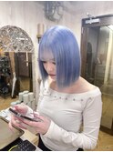 ペールブルー