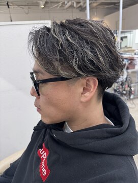 ファンド 千葉(fand) ハイライト/ツイストスパイラル/刈り上げセンターパート