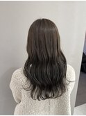 オリーブベージュ
