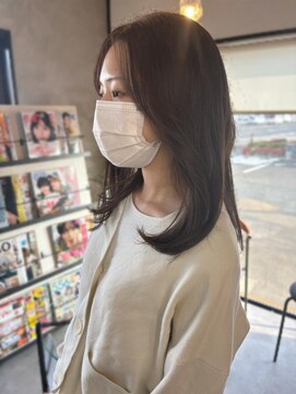 アングゥイー(ungu iE) くすみカラー