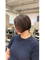 アトレ 南堀江店(attrait) ボブ×白髪ぼかしハイライト