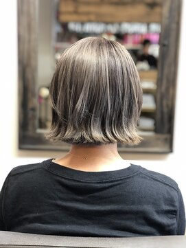コレットヘア(Colette hair) ☆ハイトーン切りっぱなし風ボブ☆