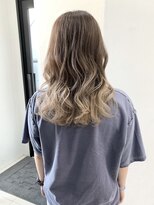 アライブ キチジョウジ(ALIVE Kichijoji)&nbsp;ホワイトベージュグラデーションカラー