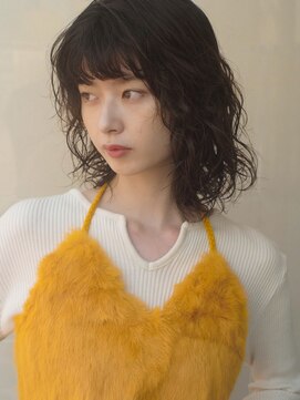 レジュアル(RESSUAL) グレージュ 大人かわいい フェザーバング マッシュショート