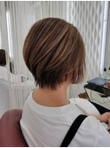 グラデーションショートボブ/ショート/小顔/前下がり/丸み/40代