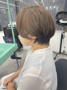 エイト 川崎店(EIGHT) ブリーチなしベージュ×ショート