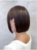 大人ガーリー耳かけワンレン内巻きミニボブ1102