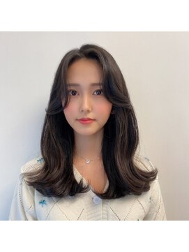 コア 梅田(Core) 髪質改善 艶髪 愛され 韓国風 前髪カット 小顔　梅田