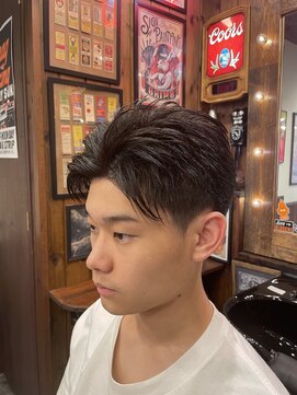 ヘアーデザイン スワロー(hair design Swallow) ON/OFFどちらもキマる就活生カット