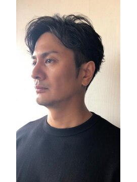 ヘアアンドメイク ビス イオンモール八幡東店(Bis!) 大人かき上げツーブロック