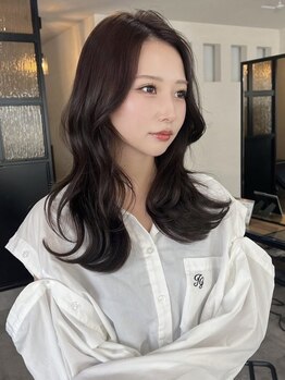 トッカ(tocca)の写真/トレンドの＜艶感・透明感・色気＞のあるカラーに特化したサロン☆豊富なカラーでワンランク上のデザインに