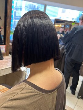 ヘアリゾート粋 ティガ 池袋店(tiga) ショートボブ/ストレート/暗髪/髪質改善