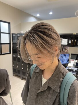 ステージ(STAGE) センターパート　メンズバレイヤージュ　ダウンパーマ