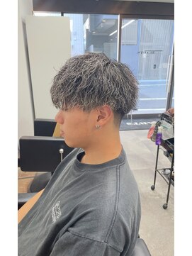 ハーツ バイ レックス 中野(HEARTS by rex) ブリーチパーマ ハイライト