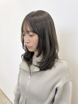 ビーヒアナウ N゜03 金沢駅西店(BE HERE NOW)&nbsp;オリーブベージュ×ミディアムレイヤー