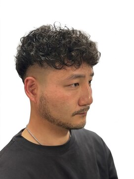 ワンワンオー バーバーショップ 博多店(@110 BARBER SHOP) メンズカット/フェード/濡れパン/バーバー/理容/博多/天神/眉毛