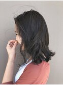 ダークグレー