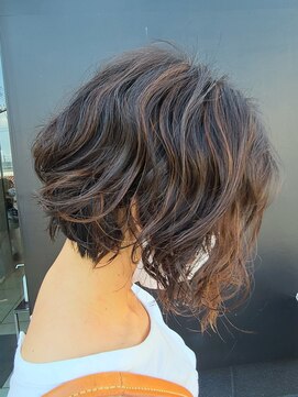 ヴァンクラウド イグジスト(VENT CLOUD exist) ショートパーマスタイル