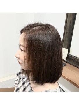 リップス ヘアー(Lips hair) ほんのりピンクの上品ボブスタイル♪