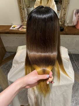 ムーン(moon) #美髪のススメ#ネビージュ#大人かわいいヘア#こなれミディ