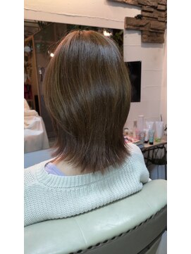 ジプシーヘアー(Gypsy HAIR) 外ハネミディアム