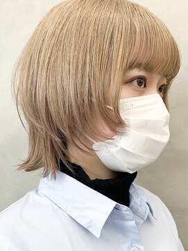 ソーコ 渋谷(SOCO) ショートウルフカットマッシュウルフミルクティーベージュカラー