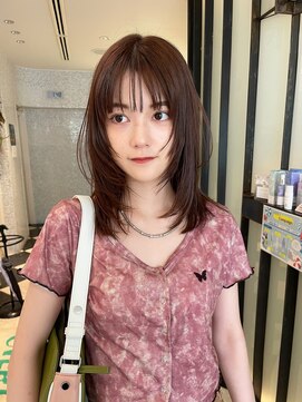 スニュウ(snuw) 【 snuw mina 】 顔まわりレイヤースタイル