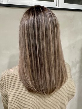 ロナバイソル(lona by SoL) 美髪ストレートカット/2色カラー