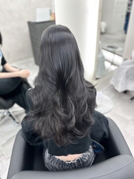 アルドーレ(Ardore) レイヤーカットでゆるくふわっとスタイル♪