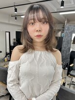 オグジュアリー 表参道(aux.)&nbsp;ミディアムレイヤー×ブラウンベージュ