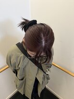 カシェル(cashel) 結んでも抜け感のあるカシスカラー