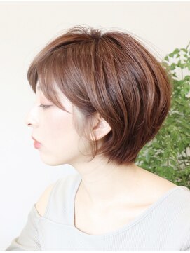 アイ(I.) 【 Ｉ. 】30代からのナチュラル前下がりショートボブ　川口