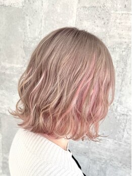 スキル 石岡(SKILL)の写真/他では体験できない最高峰ケアブリーチによるダメージレスブリーチの特殊カラー技術！理想のカラーが叶う！