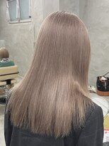 ミーム 原宿 表参道(meme)&nbsp;ブリーチ１回ケアブリーチパールベージュミルクティーベージュ