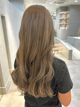 ヴィサージュアクト(VISAGE a.c.t) グレージュカラー