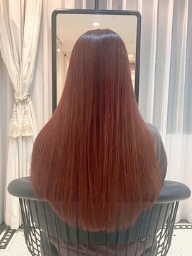 リリー(Rilie) ロング/ストレート/艶髪/絹髪/透明感/オージュア