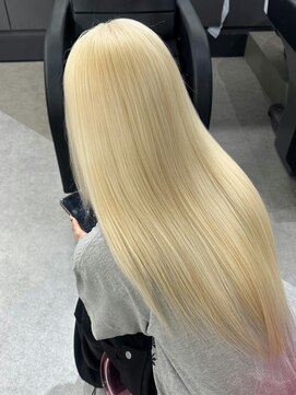 ベレーザ 渋谷神南(Beleza) 16685抜きっぱなしブロンドハッシュカットホワイトブロンド