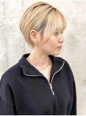 首元をすっきり見せたい人向けくびれショート