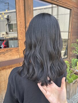 ヘアードレスビュー(hair dress V.I.E.W) ミディアムコテ巻風スタイリスト