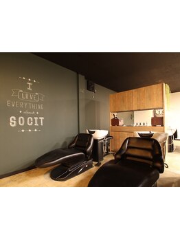 【毎回ヘッドスパ無料】高級フルフラットシャンプー台で贅沢なひとときを♪